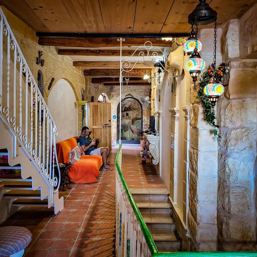 1500 Little Pink House In Kalkara Creek Villa Exterior photo